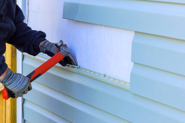 Trusted Emergency Siding Repair service in Myakka City, FL - Creative Siding